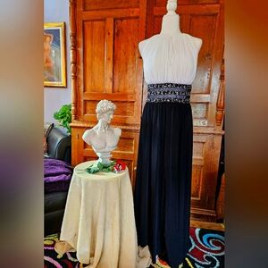 Elegant Black Beaded Women's Skirt